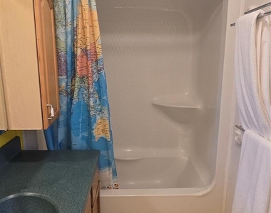 17018 Water Oak Drive - Photo Thumbnail 18