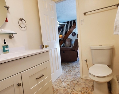 17018 Water Oak Drive - Photo Thumbnail 27