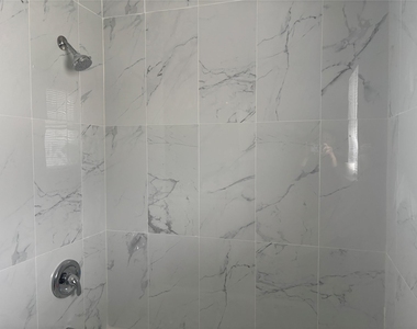 402 Oak Harbor Drive - Photo Thumbnail 23