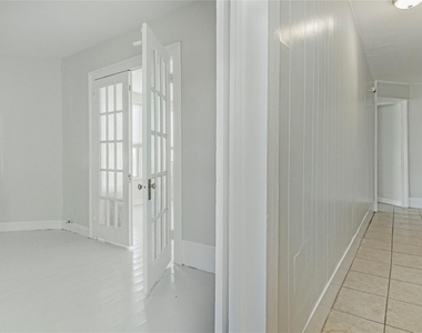 2121 Avenue K - Photo Thumbnail 1