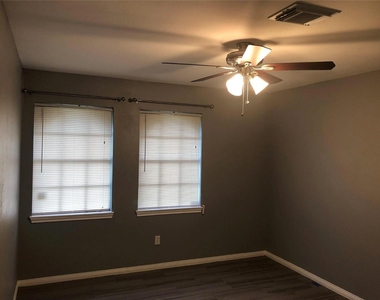 16342 Autumn Wind Drive - Photo Thumbnail 5