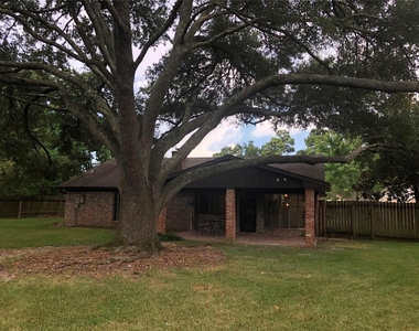 16342 Autumn Wind Drive - Photo Thumbnail 10