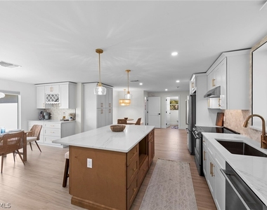 548 Boulder Drive - Photo Thumbnail 17