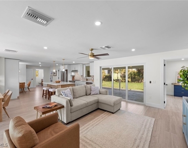 548 Boulder Drive - Photo Thumbnail 9