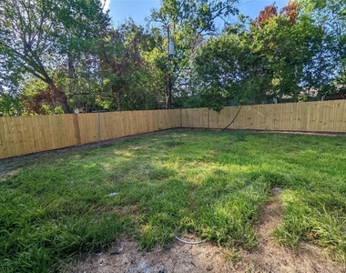 5622 Elmlawn Drive - Photo Thumbnail 1