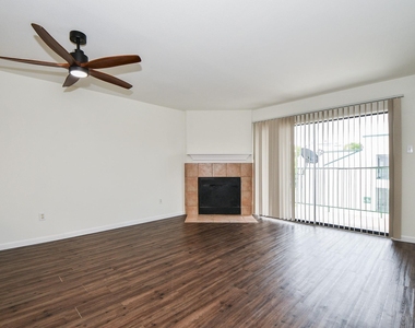2824 S Bartell Drive - Photo Thumbnail 1