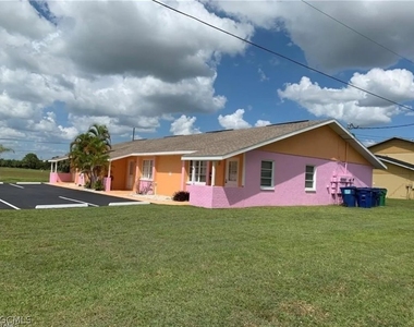 309 Sw 3rd Place - Photo Thumbnail 26