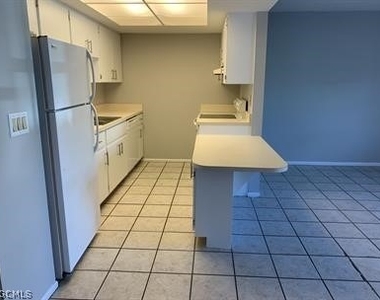 309 Sw 3rd Place - Photo Thumbnail 11