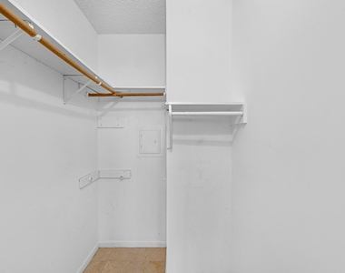 5150 Hidalgo Street - Photo Thumbnail 17