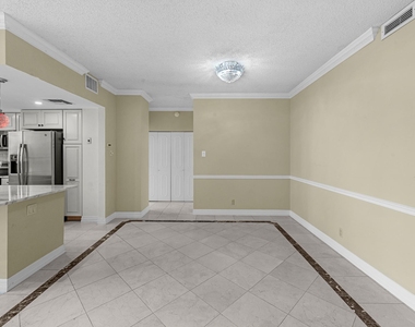 5150 Hidalgo Street - Photo Thumbnail 7