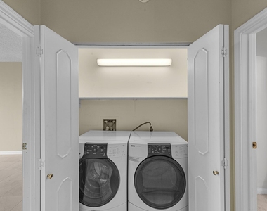 5150 Hidalgo Street - Photo Thumbnail 21