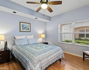 1096 Woodshire Lane - Photo Thumbnail 7