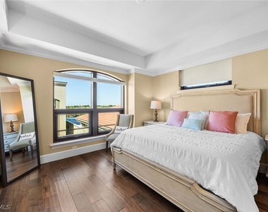 9123 Strada Place - Photo Thumbnail 10