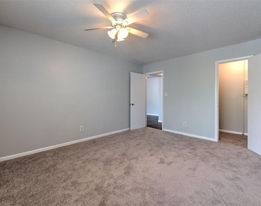 13403 Arbor Pointe Circle - Photo Thumbnail 17