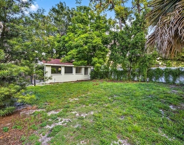 809 E Baker Street - Photo Thumbnail 18