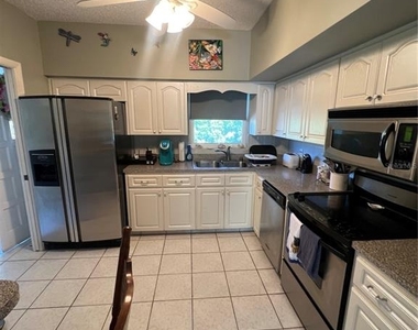 2471 Sumatran Way - Photo Thumbnail 8