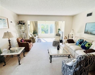 2471 Sumatran Way - Photo Thumbnail 7