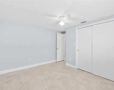 4948 Getner Street - Photo Thumbnail 15