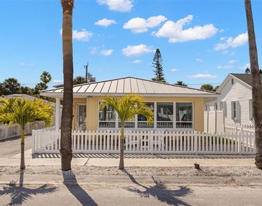 108 11th Avenue - Photo Thumbnail 3