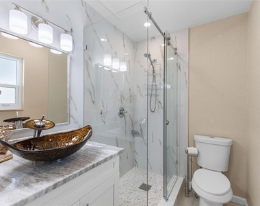 108 11th Avenue - Photo Thumbnail 16