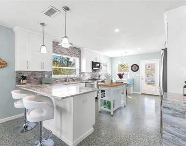 108 11th Avenue - Photo Thumbnail 11