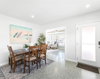 108 11th Avenue - Photo Thumbnail 8