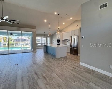 1359 Pine Siskin Drive - Photo Thumbnail 11