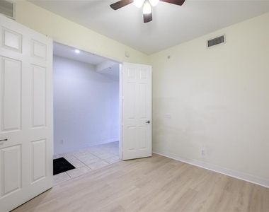 1340 Rock Dove Court - Photo Thumbnail 9