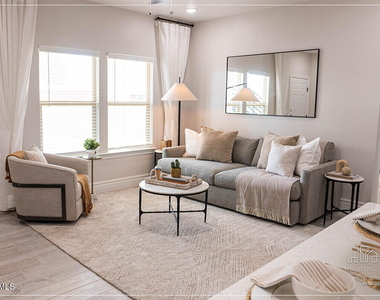 10680 Horn Circle - Photo Thumbnail 3
