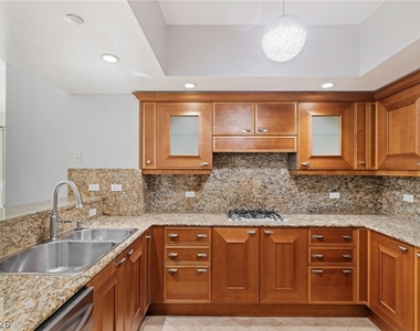 2777 Paradise Road - Photo Thumbnail 11
