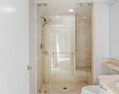 2777 Paradise Road - Photo Thumbnail 26