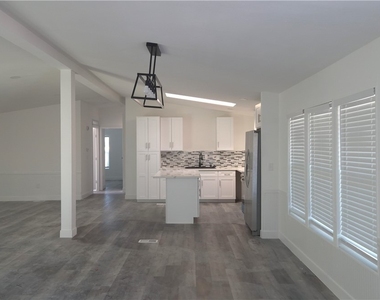 4224 Money Street - Photo Thumbnail 2