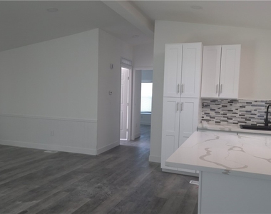 4224 Money Street - Photo Thumbnail 5