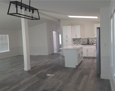 4224 Money Street - Photo Thumbnail 3