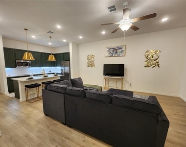 632 Blue Ridge Drive - Photo Thumbnail 5