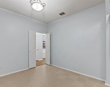 316 Leameadow Drive - Photo Thumbnail 1