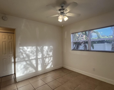 1301 Ne 15th Street - Photo Thumbnail 9