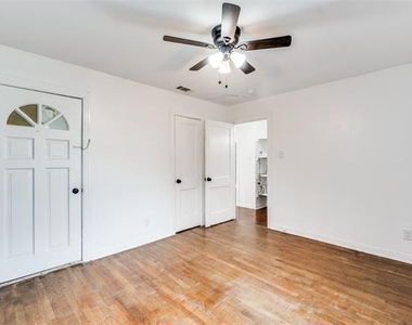 921 E Ramsey - Photo Thumbnail 7