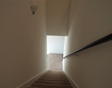 1906 Chapel Hill Road - Photo Thumbnail 20