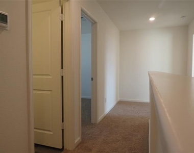 1906 Chapel Hill Road - Photo Thumbnail 6