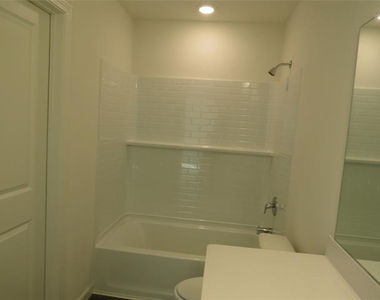 1906 Chapel Hill Road - Photo Thumbnail 24
