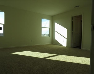 1906 Chapel Hill Road - Photo Thumbnail 29