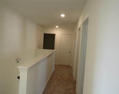 1906 Chapel Hill Road - Photo Thumbnail 18