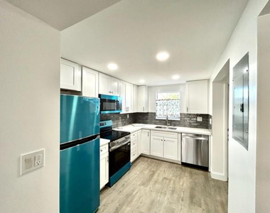 6100 Nw 44th Street - Photo Thumbnail 2