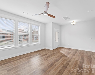 628 Amalfi Drive - Photo Thumbnail 9