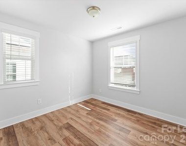 628 Amalfi Drive - Photo Thumbnail 16