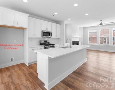 628 Amalfi Drive - Photo Thumbnail 6