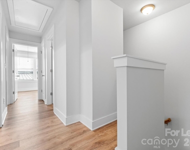 628 Amalfi Drive - Photo Thumbnail 17