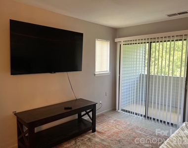 11526 Turn Stone Court - Photo Thumbnail 14