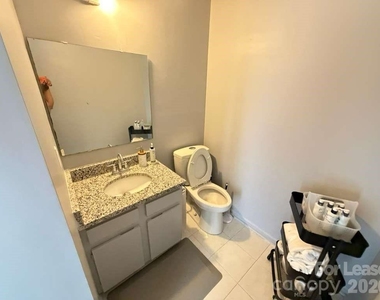 11526 Turn Stone Court - Photo Thumbnail 13